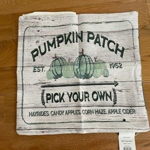 Decorative pillowcase